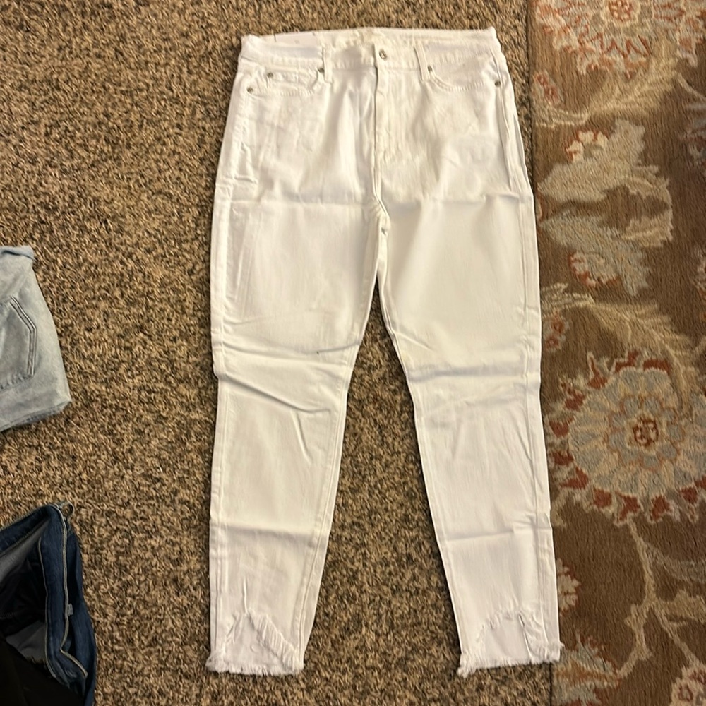 7 for All Mankind High Waist Ankle Gwenevere! stretchy, size 32! NEVER WORN